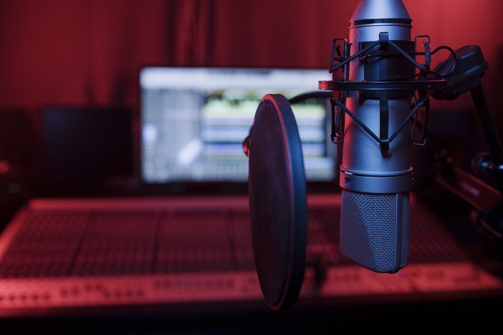 podcast-recording-studio-dubai